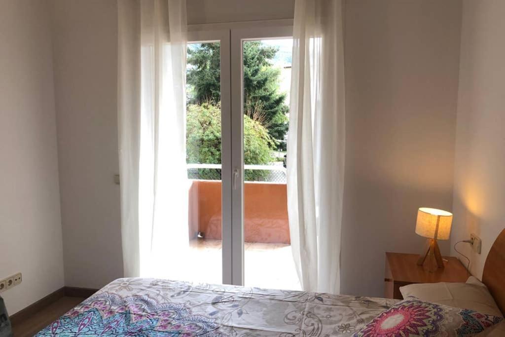 Apartmán Luminoso Y Acogedor Alojamiento En Sort Exteriér fotografie